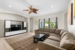 444 York Dale Dr, Ruskin, FL 33570 - Photo 11