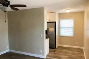 520 70th St N, Saint Petersburg, FL 33710 - Photo 3