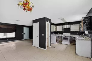 5179 Marcus Dr, Greenwood, FL 32443 - Photo 5