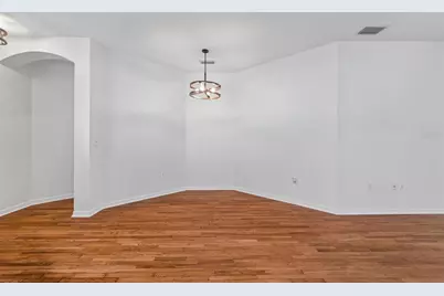 34534 Dellwood Way, Zephyrhills, FL 33541 - Photo 17
