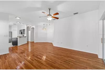 34534 Dellwood Way, Zephyrhills, FL 33541 - Photo 15
