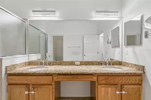 34534 Dellwood Way, Zephyrhills, FL 33541 - Photo 27