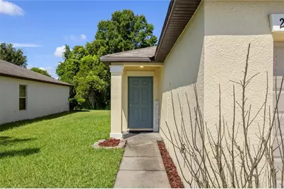 2987 Moulden Hollow Drive, Zephyrhills, FL 33540 - Photo 3
