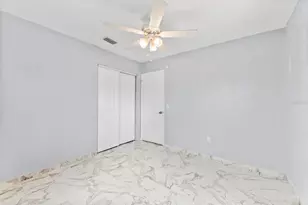 3230 51st St N, Saint Petersburg, FL 33710 - Photo 15