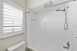 2065 Grove Ln, Clearwater, FL 33763 - Photo 15