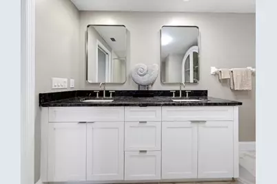 1170 Gulf Boulevard #404, Clearwater Beach, FL 33767 - Photo 23