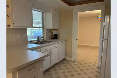 8382 121st Avenue, Largo, FL 33773 - Photo 9