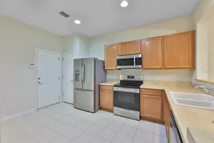 10141 Post Harvest Dr, Riverview, FL 33578 - Photo 7