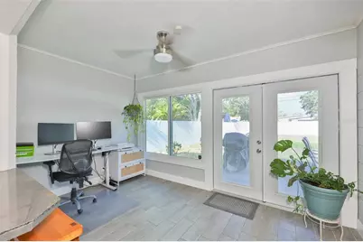 3242 Kingston Street N, Saint Petersburg, FL 33713 - Photo 15