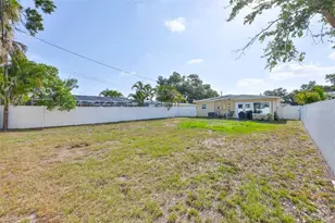 3242 Kingston St N, Saint Petersburg, FL 33713 - Photo 27