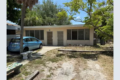 316 76th Avenue, Saint Pete Beach, FL 33706 - Photo 1