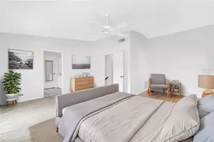 13300 Indian Rocks Rd, Largo, FL 33774 - Photo 17