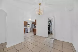 1005 E Flora St, Tampa, FL 33604 - Photo 11
