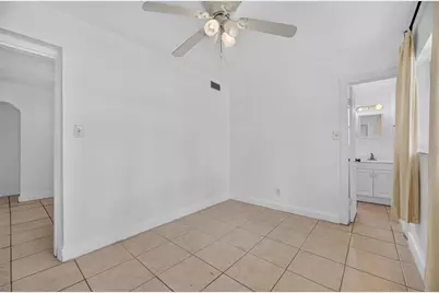 1005 E Flora Street, Tampa, FL 33604 - Photo 23