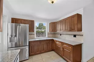 1005 E Flora St, Tampa, FL 33604 - Photo 17