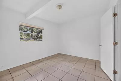 8723 & 8724 N 48th Street, Tampa, FL 33617 - Photo 17