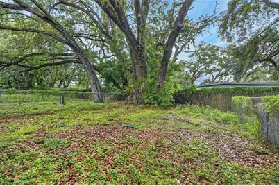 8723 & 8724 N 48th Street, Tampa, FL 33617 - Photo 25