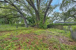 8723 & 8724 N 48th St, Tampa, FL 33617 - Photo 25