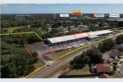 510 N Turkey Creek Road, Plant City, FL 33563 - Photo 1