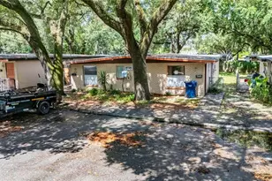 8726 & 8728 N 48th St, Tampa, FL 33617 - Photo 31