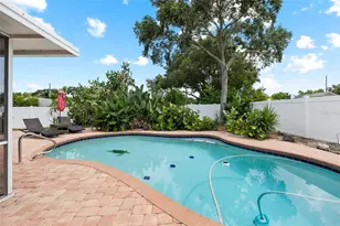 1070 McCarty St, Dunedin, FL 34698 - Photo 41