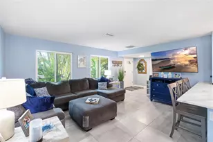 1070 McCarty St, Dunedin, FL 34698 - Photo 9