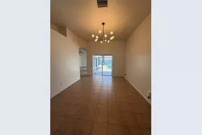 2210 Towering Oaks Circle, Seffner, FL 33584 - Photo 3