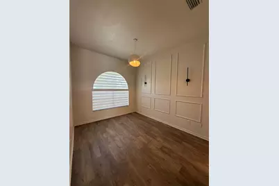2210 Towering Oaks Circle, Seffner, FL 33584 - Photo 5