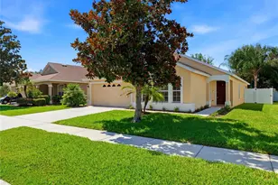 19406 Sunset Bay Dr, Land O Lakes, FL 34638 - Photo 5