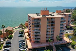 7432 Sunshine Skyway Ln S, Saint Petersburg, FL 33711 - Photo 5