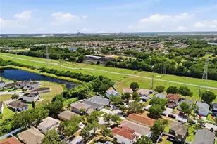 7902 Carriage Pointe Dr, Gibsonton, FL 33534 - Photo 29