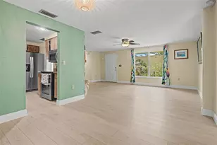 1100 Persimmon Dr, Palm Harbor, FL 34683 - Photo 7