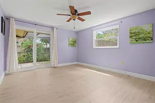 1100 Persimmon Dr, Palm Harbor, FL 34683 - Photo 23