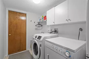 3054 Gloria Ave, Spring Hill, FL 34609 - Photo 27