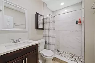 6909 N Lois Ave, Tampa, FL 33614 - Photo 53