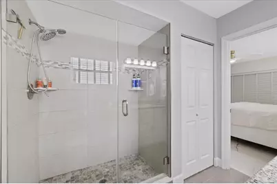 6909 N Lois Avenue, Tampa, FL 33614 - Photo 15