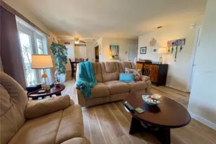5184 Beach Dr SE, Saint Petersburg, FL 33705 - Photo 11