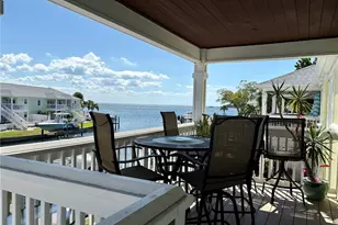 5184 Beach Dr SE, Saint Petersburg, FL 33705 - Photo 1