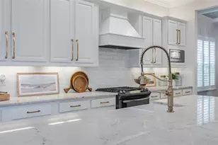 2388 Oakwood Preserve Dr, Wesley Chapel, FL 33543 - Photo 11