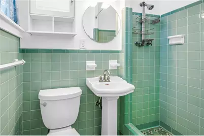 348 11th Avenue NE, Saint Petersburg, FL 33701 - Photo 13