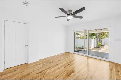 348 11th Avenue NE, Saint Petersburg, FL 33701 - Photo 17