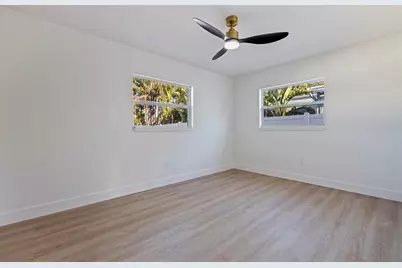 165 Pinewood Avenue, Clearwater, FL 33765 - Photo 27