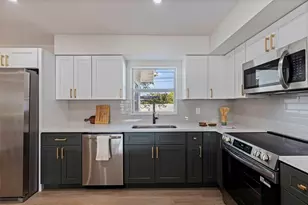 165 Pinewood Ave, Clearwater, FL 33765 - Photo 13