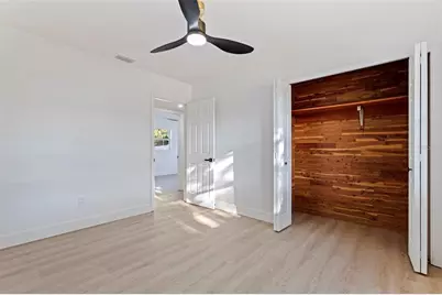 165 Pinewood Avenue, Clearwater, FL 33765 - Photo 25