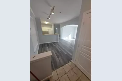 9401 Crescent Loop Circle #203, Tampa, FL 33619 - Photo 13
