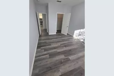 9401 Crescent Loop Circle #203, Tampa, FL 33619 - Photo 11
