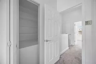 6127 Bayside Key Dr, Tampa, FL 33615 - Photo 37