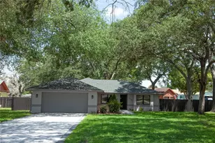 6335 Tocobega Ct, Lakeland, FL 33813 - Photo 3