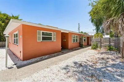 6219 2nd Avenue S, Saint Petersburg, FL 33707 - Photo 1