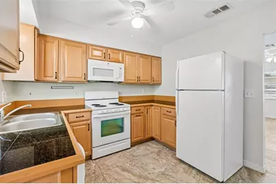 6219 2nd Avenue S, Saint Petersburg, FL 33707 - Photo 11